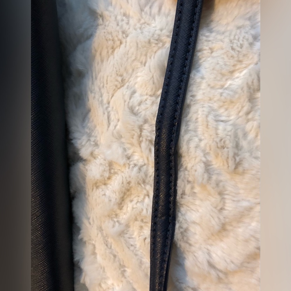 Tory Burch Navy Crossbody Bag - Picture 8 of 12